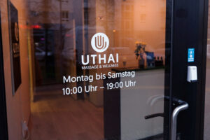 Öffnungszeiten von UTHAI Massage & Wellness Hellersdorf: Montag bis Samstag, 10 Uhr bis 19 Uhr